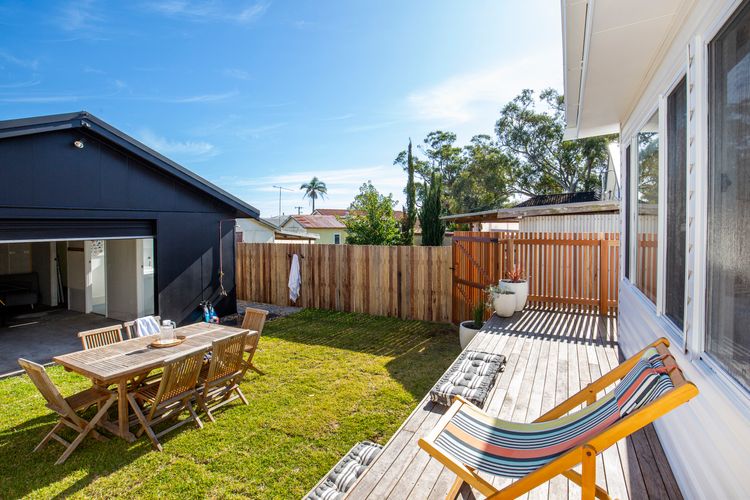 Fishery Road Cottage – Newly Renovated – Pet Friendly – 2 Mins Walk to Beach