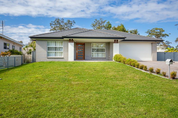 La Belle Vie – 1 Min Walk to Basin Walking Track
