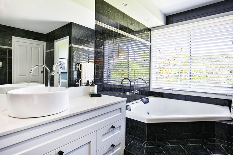 Mulberry House – Pet Friendly with Swimming Pool