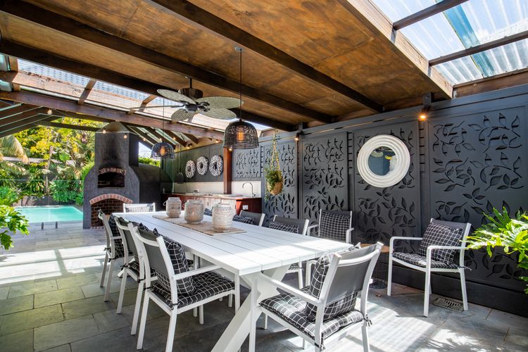 Mulberry House – Pet Friendly with Swimming Pool