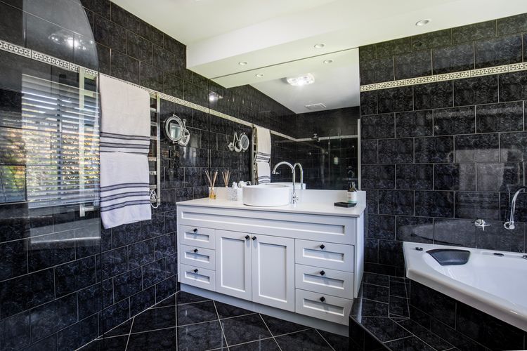 Mulberry House – Pet Friendly with Swimming Pool