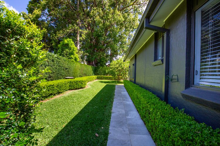 Mulberry House – Pet Friendly with Swimming Pool