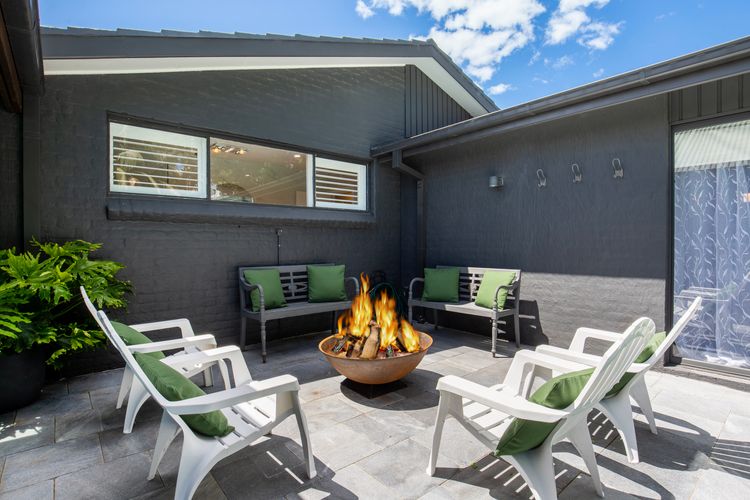 Mulberry House – Pet Friendly with Swimming Pool