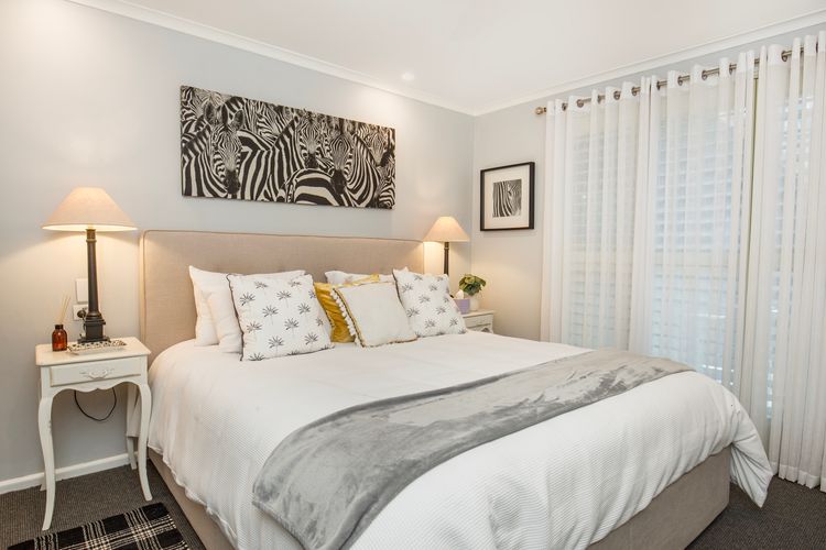 Mulberry House – Pet Friendly with Swimming Pool