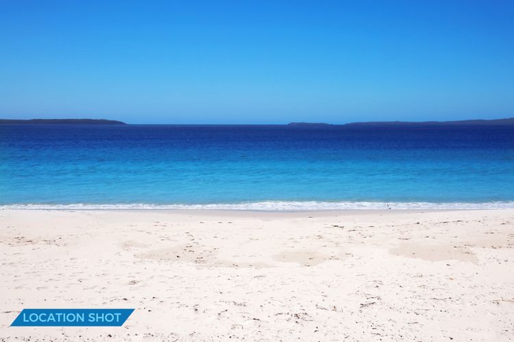 Amazing beach only a few minutes walk away, Close to local golf course