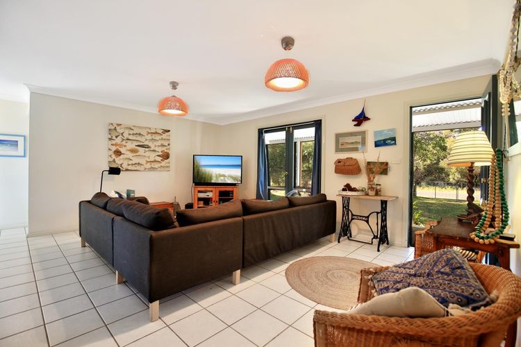 Innisfree – Pet Friendly – 2 Mins to Beach
