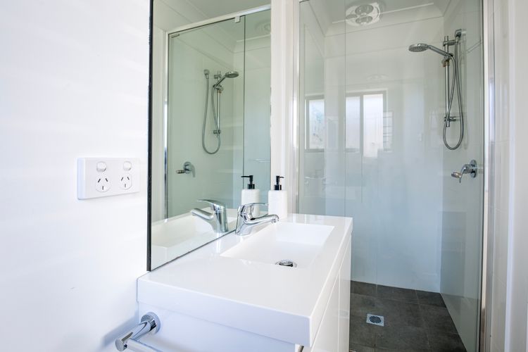 Alkira – Pet Friendly – 4 Mins Walk to Beach