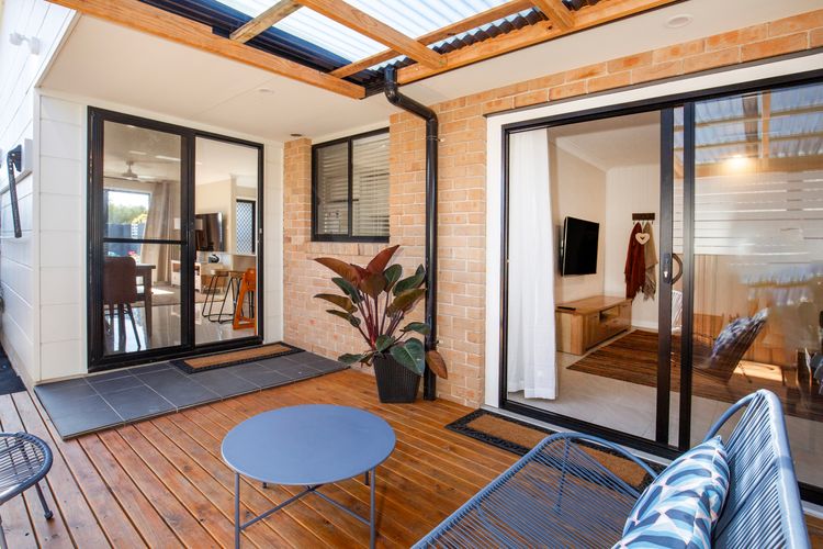 Alkira – Pet Friendly – 4 Mins Walk to Beach