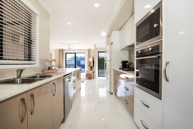 Alkira – Pet Friendly – 4 Mins Walk to Beach