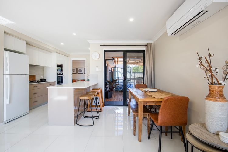 Alkira – Pet Friendly – 4 Mins Walk to Beach