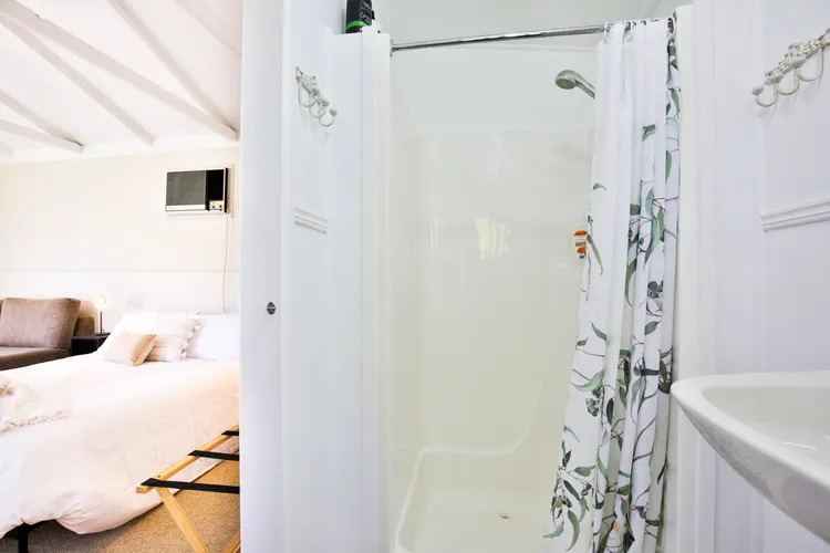 Callala Calm – Pet Friendly – 5 Mins Walk to Beach