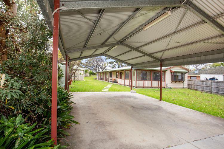 Callala Calm – Pet Friendly – 5 Mins Walk to Beach