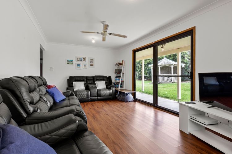 Callala Calm – Pet Friendly – 5 Mins Walk to Beach