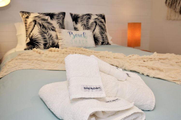 Jervis Bay Beach Shack – Pet Friendly – 1 Min Walk to Beach
