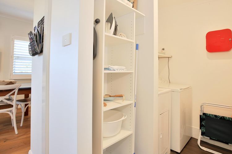 Jervis Bay Beach Shack – Pet Friendly – 1 Min Walk to Beach