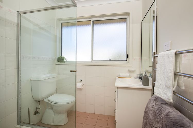 Surfside – Waterfront with Stunning Views