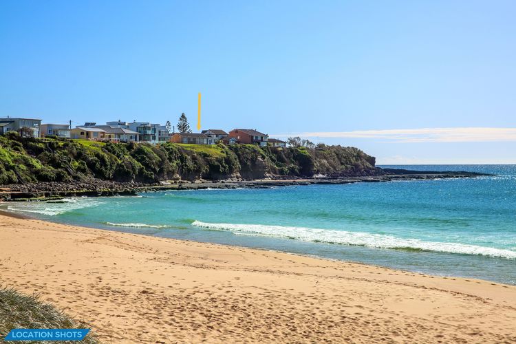Easy access to an amazing surf beach for surfing, Amazing beach only a few minutes walk away