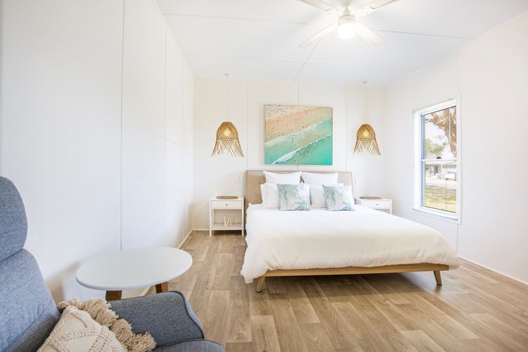 Idle Hours – Pet Friendly – 5 Mins Walk to Beach