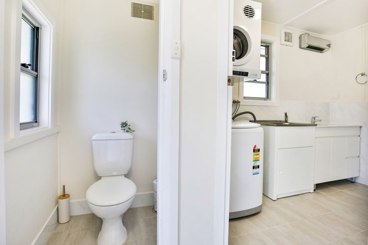 Idle Hours – Pet Friendly – 5 Mins Walk to Beach