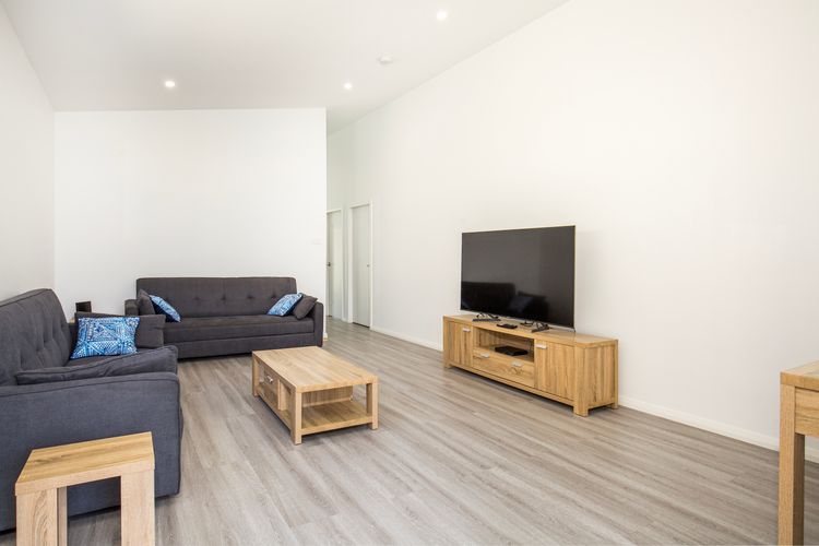 Sanctuary Blue – Pet Friendly – 5 Mins to Hyams Beach