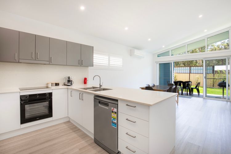 Sanctuary Blue – Pet Friendly – 5 Mins to Hyams Beach