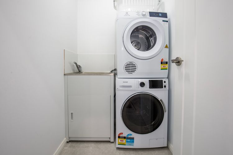 Sanctuary Blue – Pet Friendly – 5 Mins to Hyams Beach