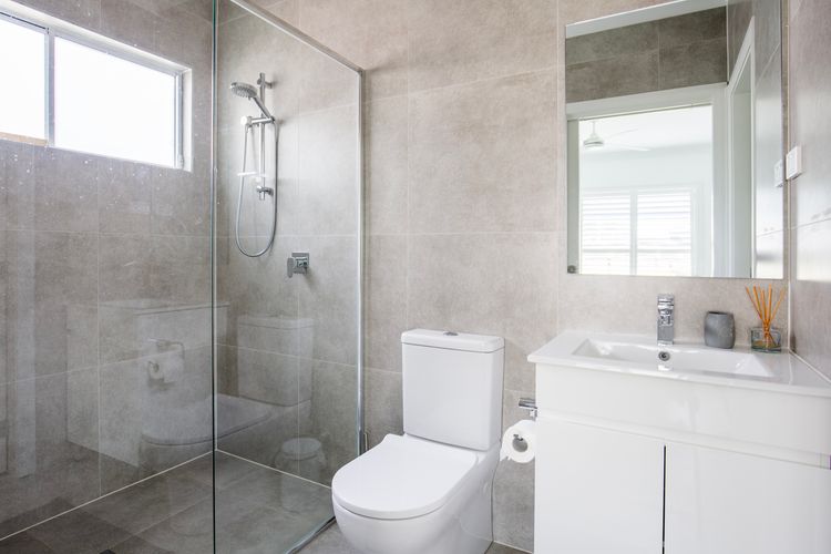 Sanctuary Blue – Pet Friendly – 5 Mins to Hyams Beach