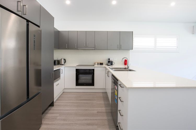 Sanctuary Blue – Pet Friendly – 5 Mins to Hyams Beach