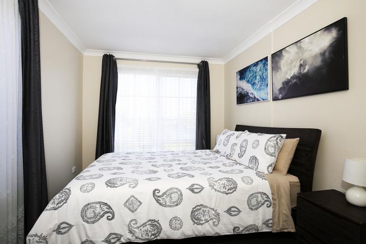 Kingfisher – Pet-Friendly – 10 Min Walk to Beach