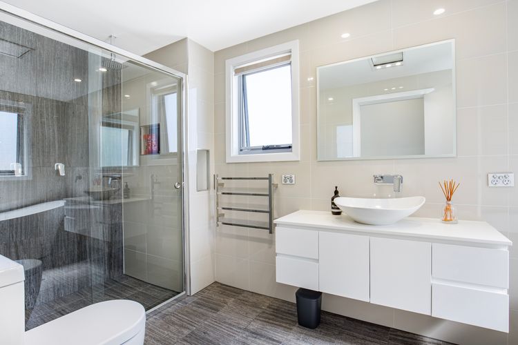 Bower’s Nest – Pet Friendly – 2 Mins Walk to Beach