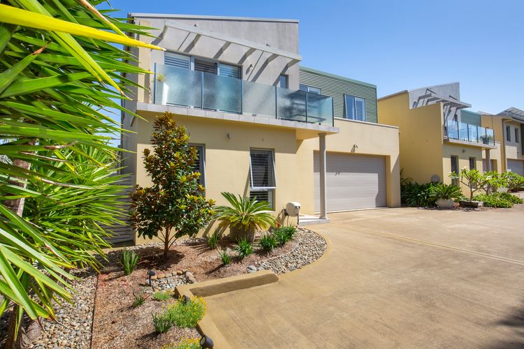 Bower’s Nest – Pet Friendly – 2 Mins Walk to Beach
