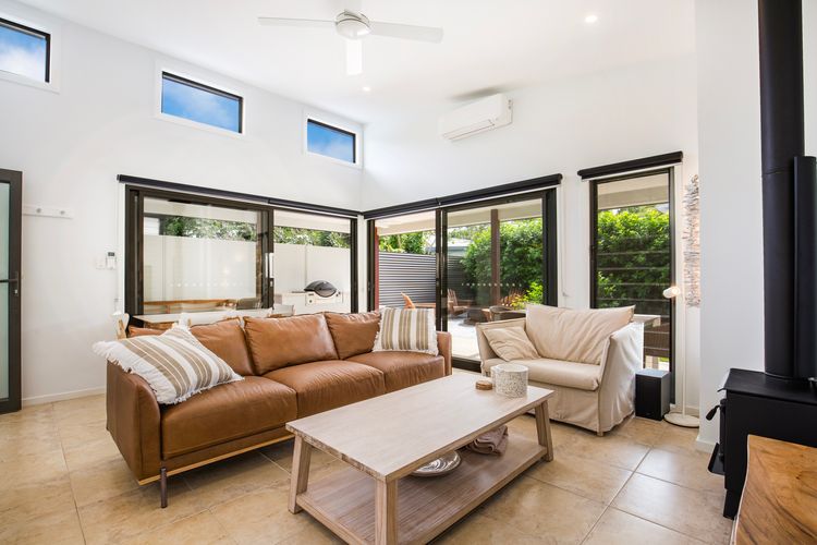 Rest – Pet Friendly with Outdoor Bath – 3 Mins Walk to Beach