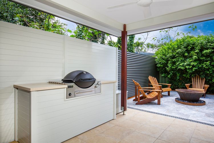 Rest – Pet Friendly with Outdoor Bath – 3 Mins Walk to Beach