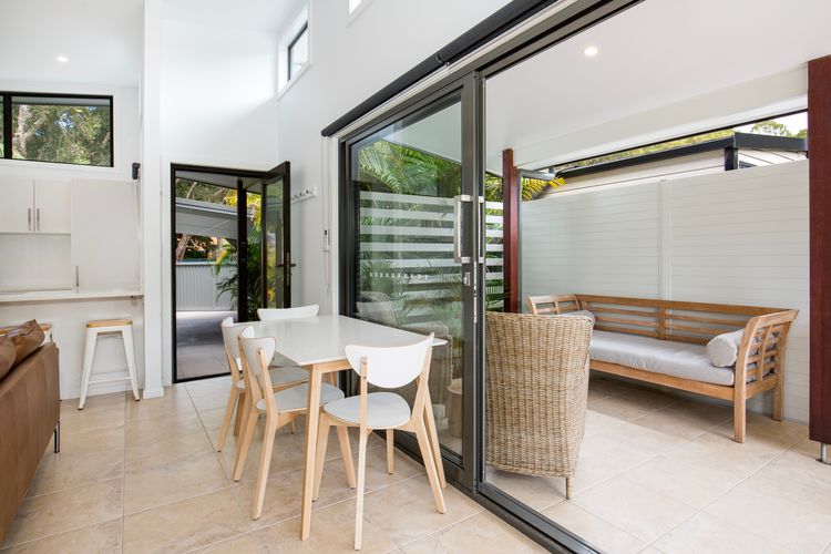 Rest – Pet Friendly with Outdoor Bath – 3 Mins Walk to Beach