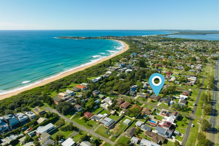 Amazing beach only a few minutes walk away, Easy access to an amazing surf beach for surfing