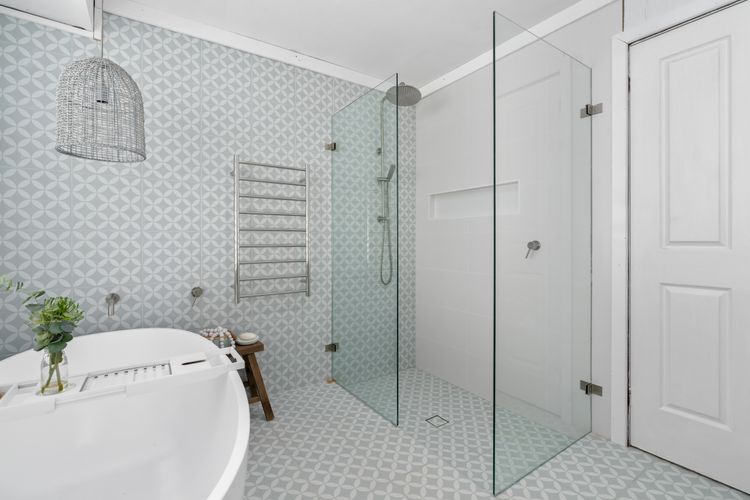 Serene – Pet Friendly with Swimming Pool