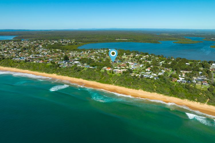 Amazing beach only a few minutes walk away, Easy access to an amazing surf beach for surfing