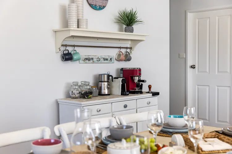 Just Beachy – Pet Friendly – 4 Mins Walk to Beach