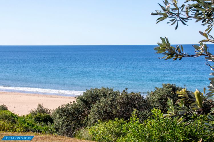 Amazing beachfront at your doorstep, Easy access to an amazing surf beach for surfing