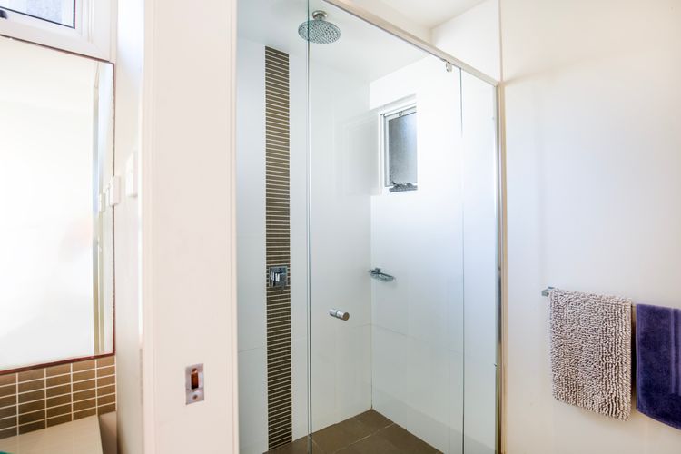 Aqua Beachfront – 2 Mins Walk to Beach