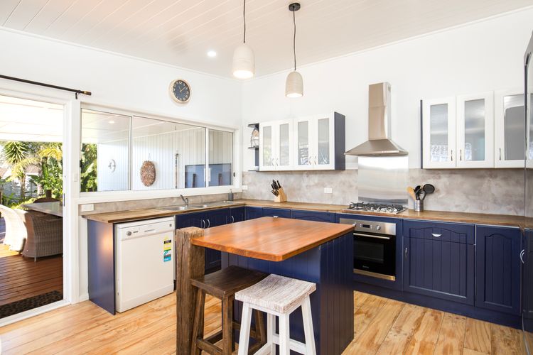 The Anchor – Pet Friendly – 5 Mins Walk to Beach – EV Charging