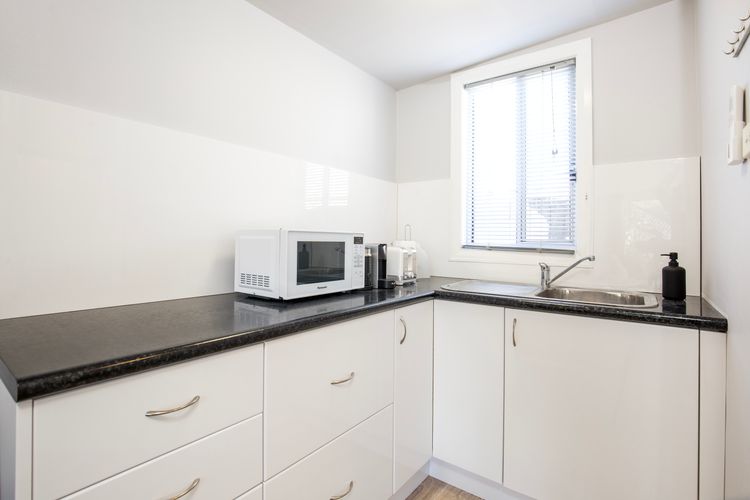 The Anchor – Pet Friendly – 5 Mins Walk to Beach – EV Charging