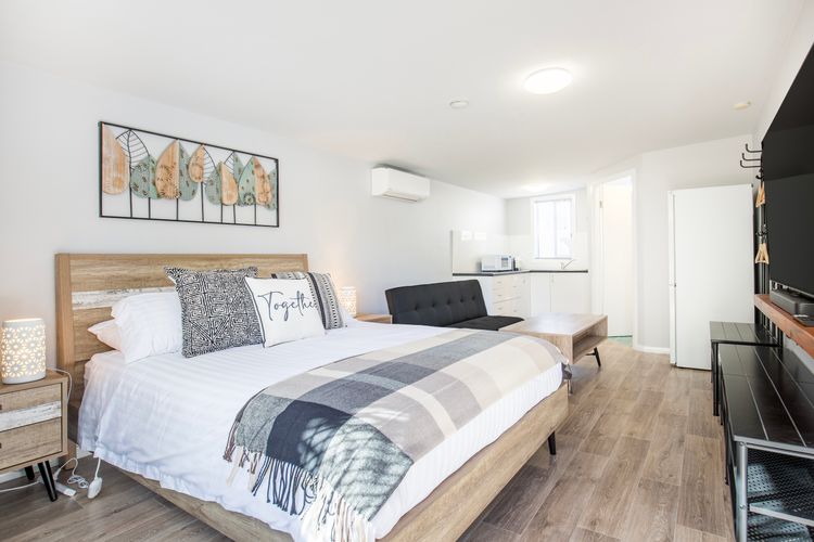 The Anchor – Pet Friendly – 5 Mins Walk to Beach – EV Charging