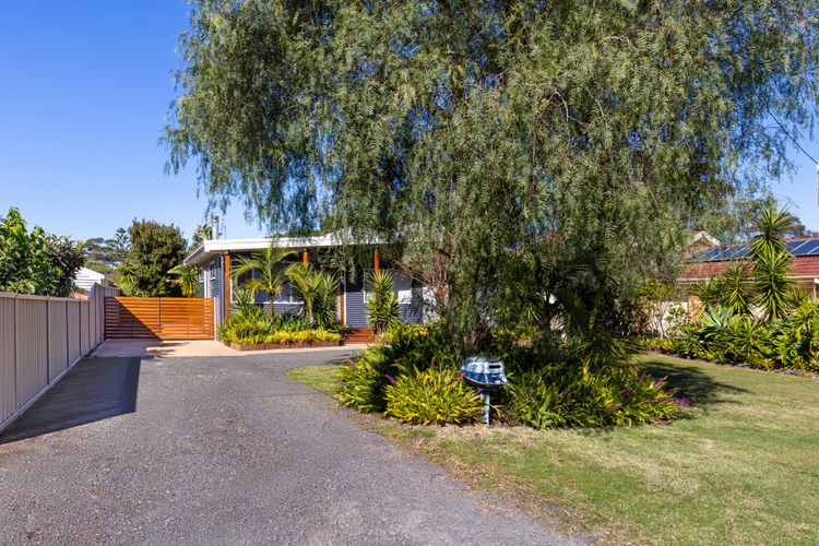 The Anchor – Pet Friendly – 5 Mins Walk to Beach – EV Charging