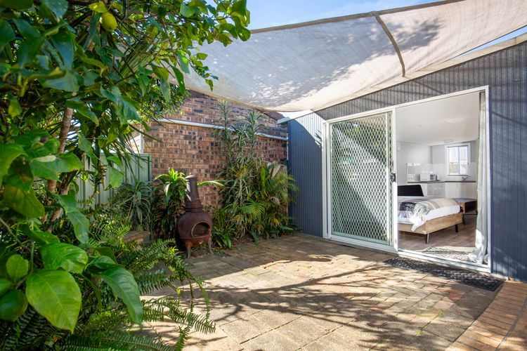 The Anchor – Pet Friendly – 5 Mins Walk to Beach – EV Charging