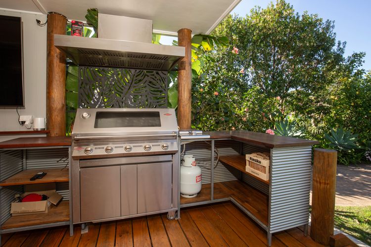 The Anchor – Pet Friendly – 5 Mins Walk to Beach – EV Charging