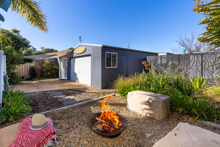 The Anchor – Pet Friendly – 5 Mins Walk to Beach – EV Charging