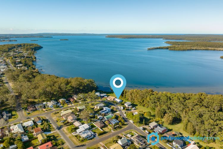 Reflections – Pet Friendly Waterfront