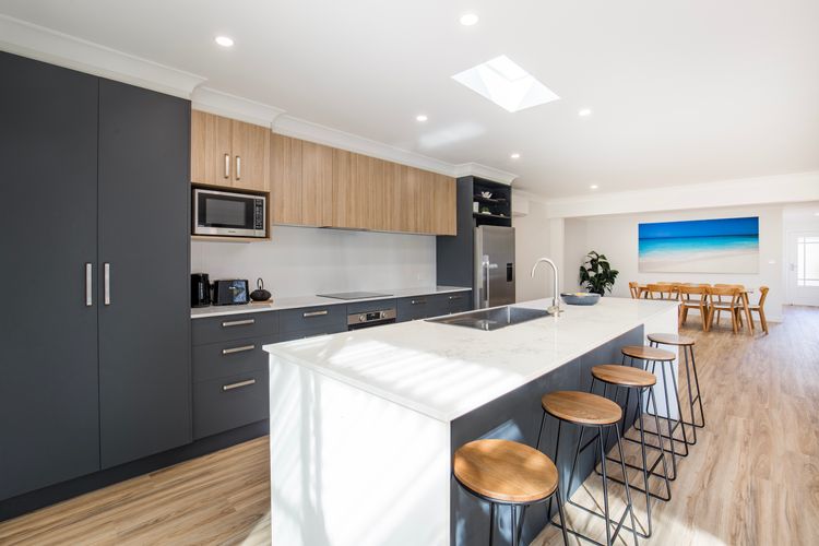 Breathe – Pet Friendly – 2 Mins Walk to Beach