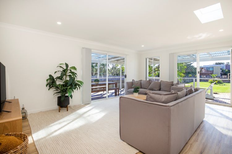 Breathe – Pet Friendly – 2 Mins Walk to Beach